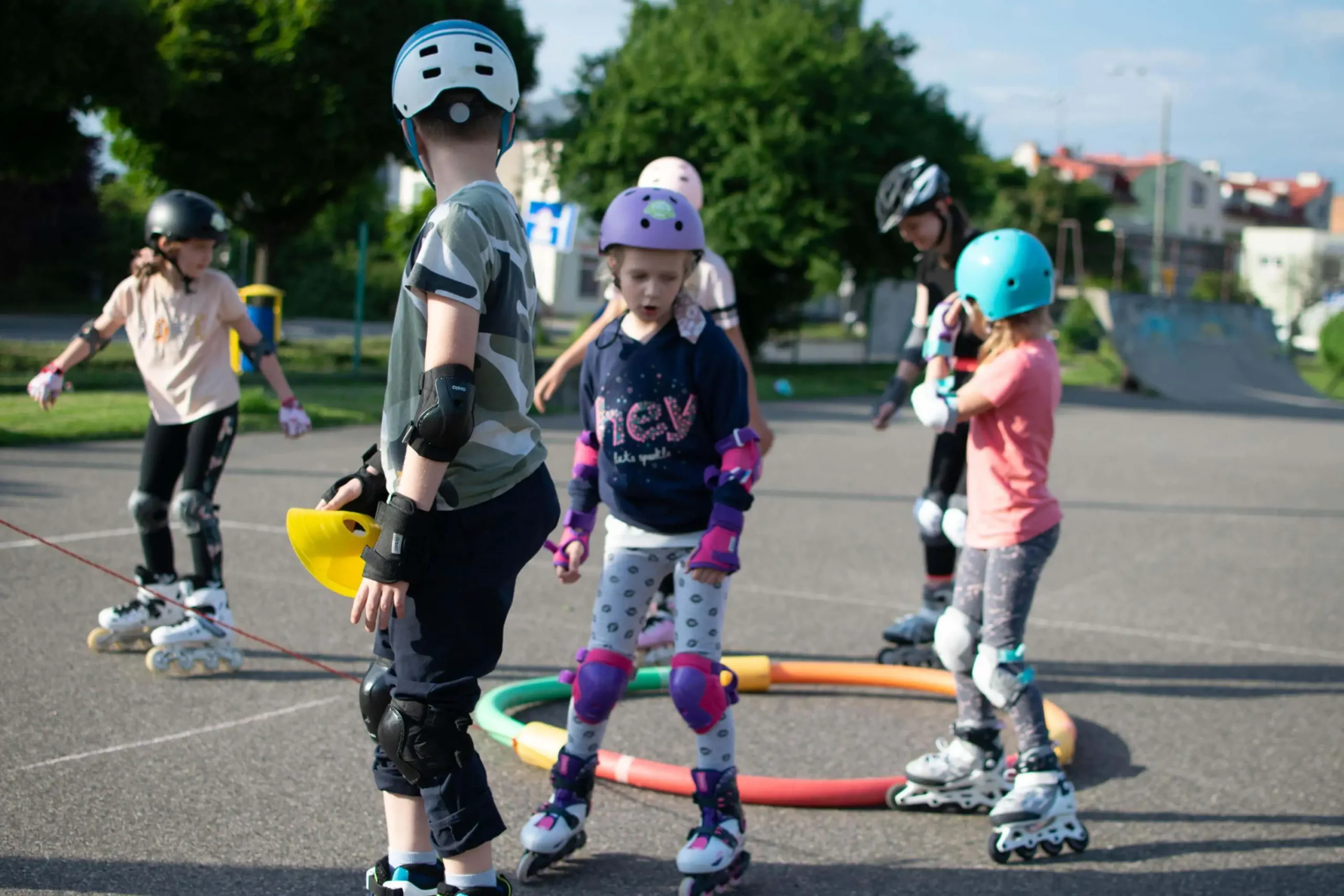 Dzieci na rolkach Zgierzu